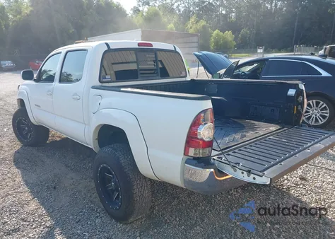 2010 Toyota Tacoma Prerunner V6 из США, поврежденный, VIN 3TMJU4GN7AM091977